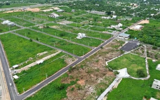 Solar residencial en Santo Domingo esté
